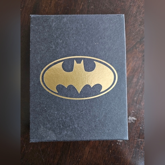 BATMAN Stainless Steel Yellow Plated Dog Tag with 22" bead chain - Picture 5 of 6